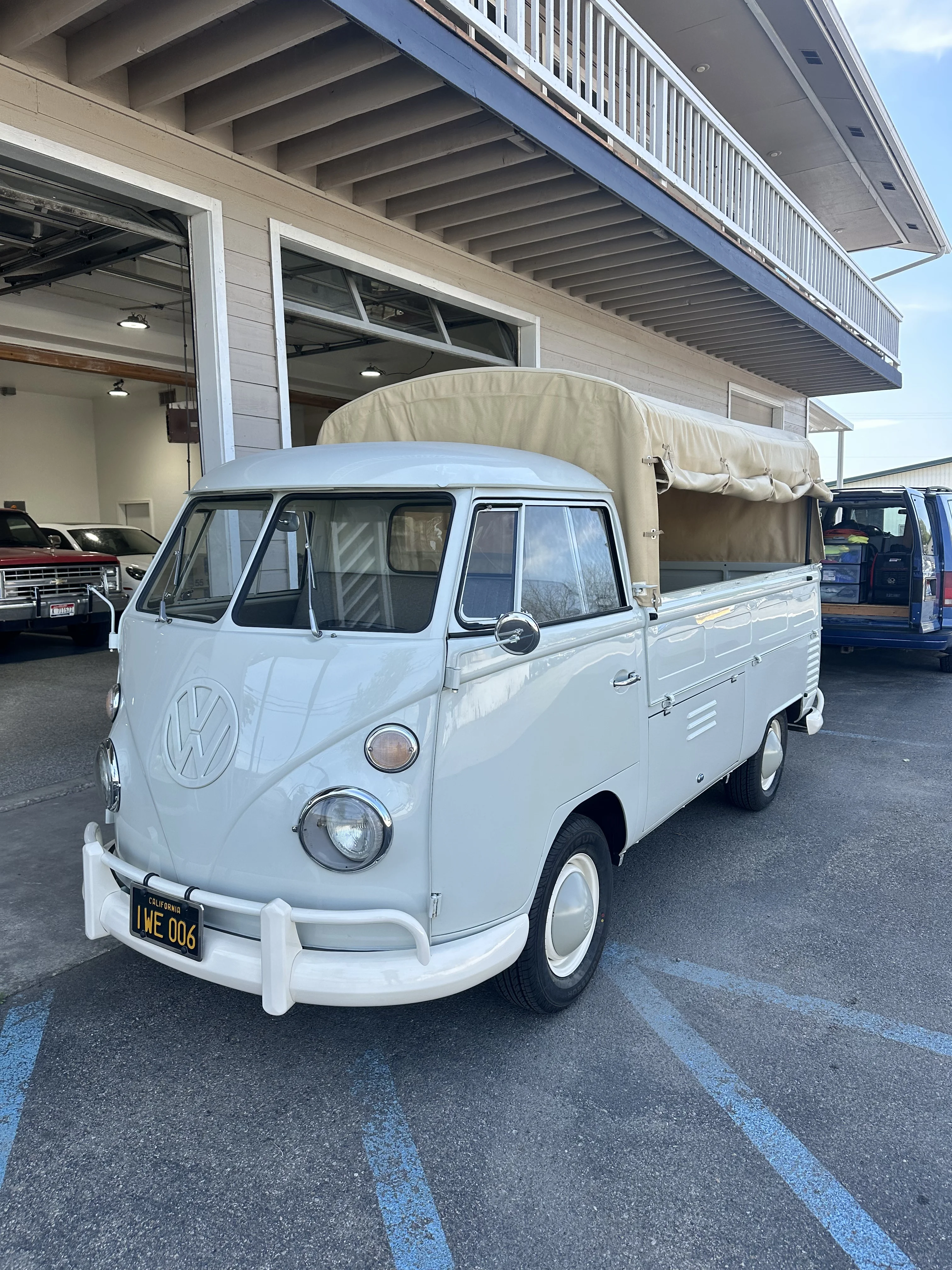 Detailing photo