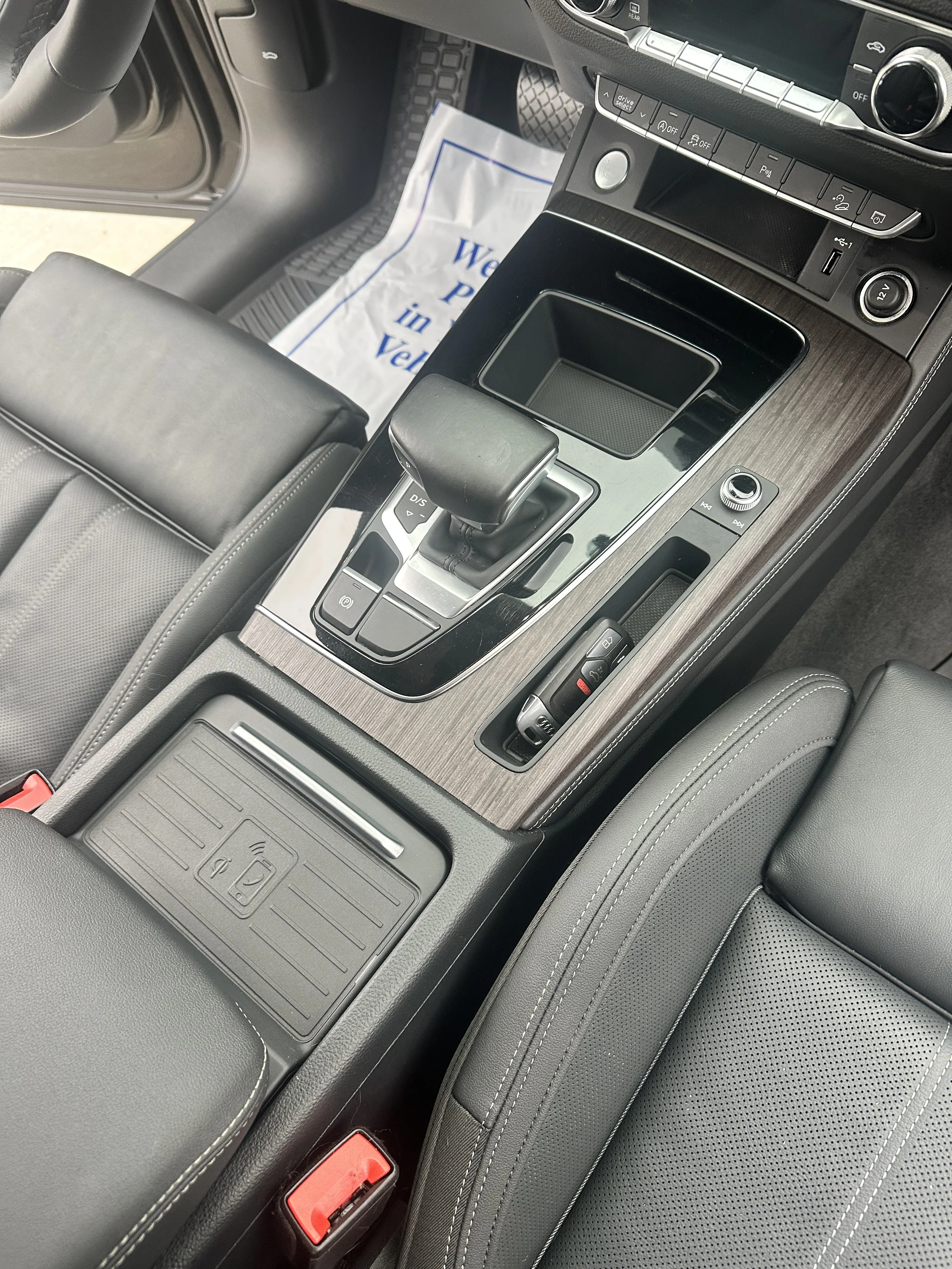 Detailing photo